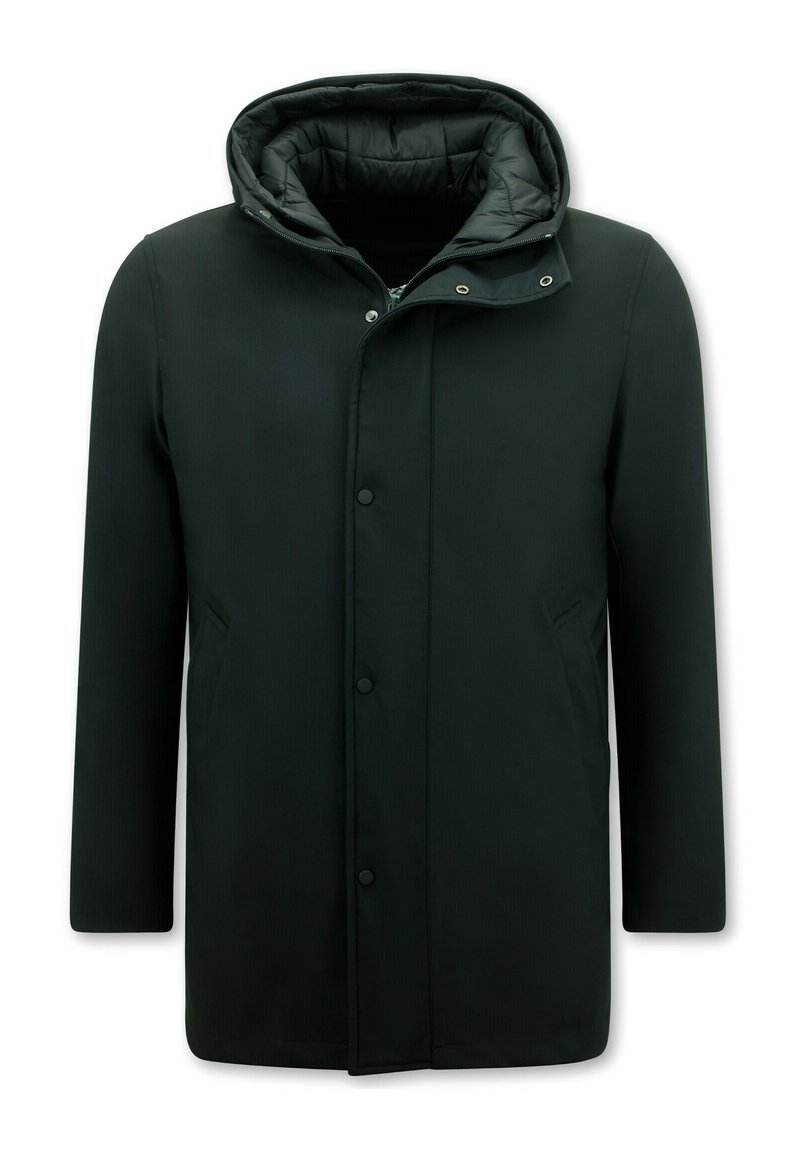 Zwarte waterdichte jas met capuchon, met een gladde buitenkant, ritssluiting aan de voorkant, drukknoopsluiting en zijzakken. Geïsoleerde binnenkant.