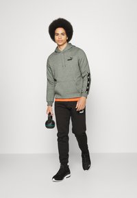 Puma TAPE HOODIE - Felpa - medium gray heather