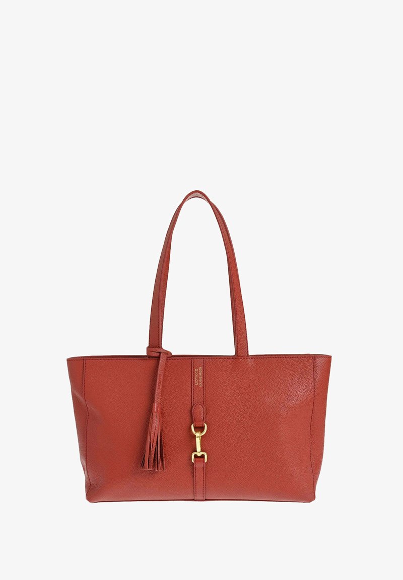 Sac fourre-tout en cuir marron avec double anses, détail de frange à l'avant et décoration en boucle en ton doré.