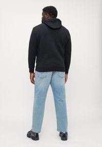 Tommy Hilfiger ITHACA FLAG HOODIE - Sudadera - black