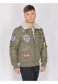 TOP GUN TOP GUN  - Bomberjacks - olive