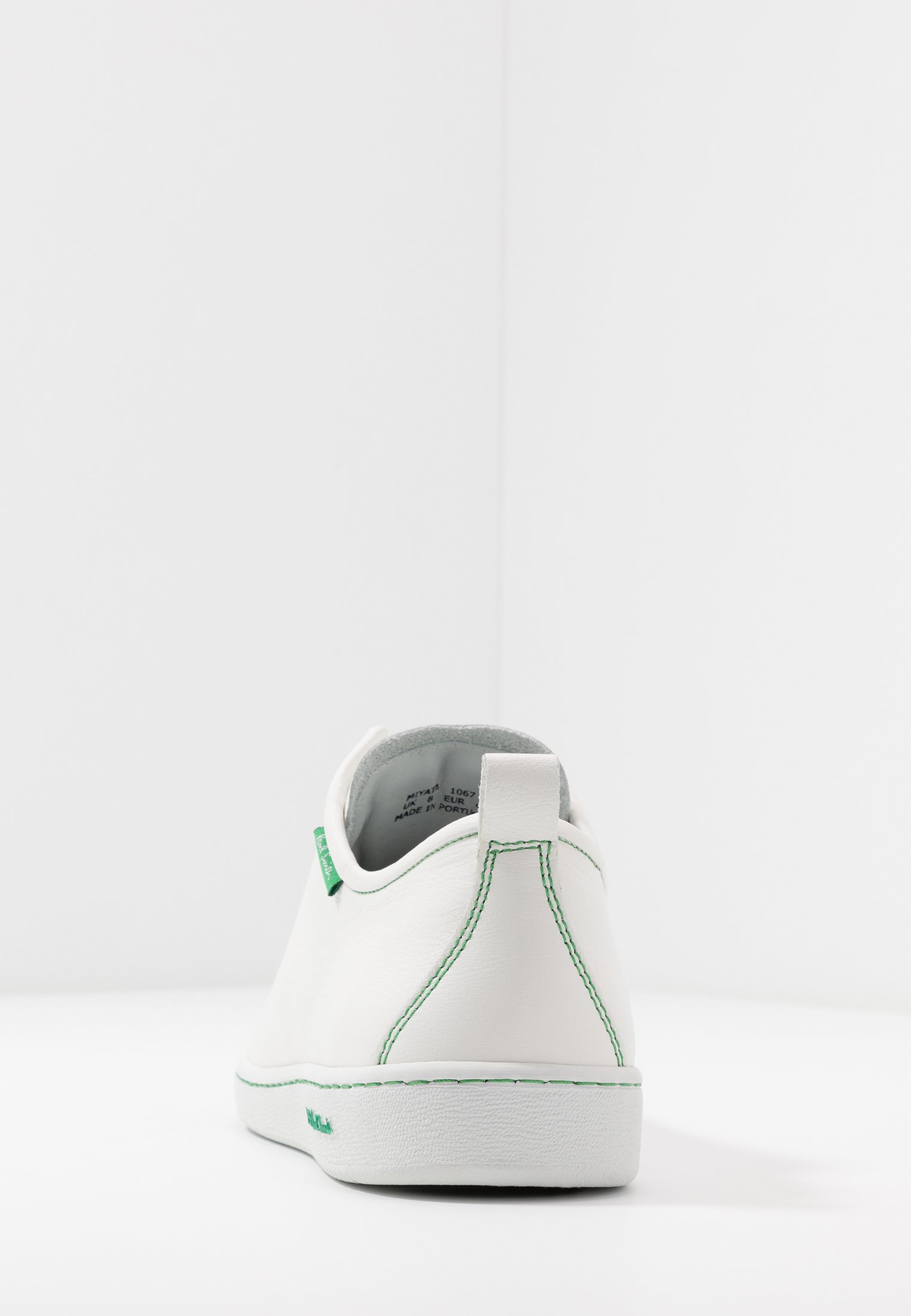 PS Paul Smith MIYATA Joggesko whitegreen Zalando.no PS Paul Smith LEE Joggesko black Zalando.no