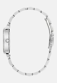 Silberne Metall-Armbanduhr mit rundem Gehäuse, glatter Oberfläche, Gliederarmband und Verschluss, das ein minimalistisches Design und eine gleichmäßige Textur zeigt.