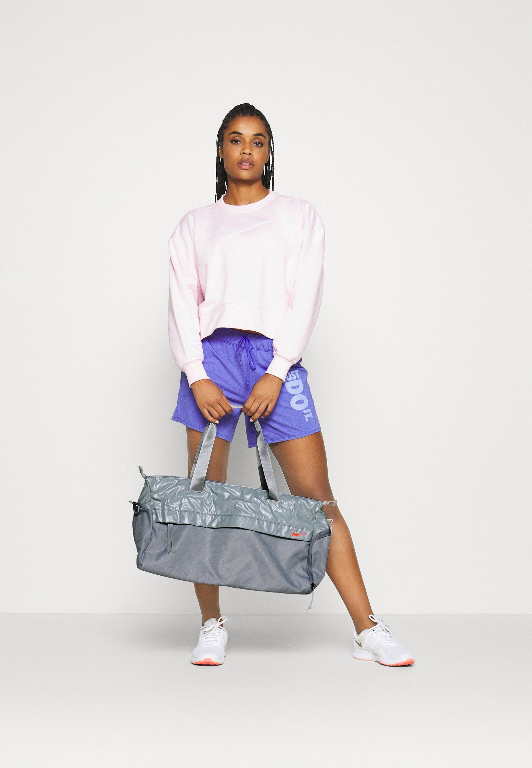 nike performance radiate