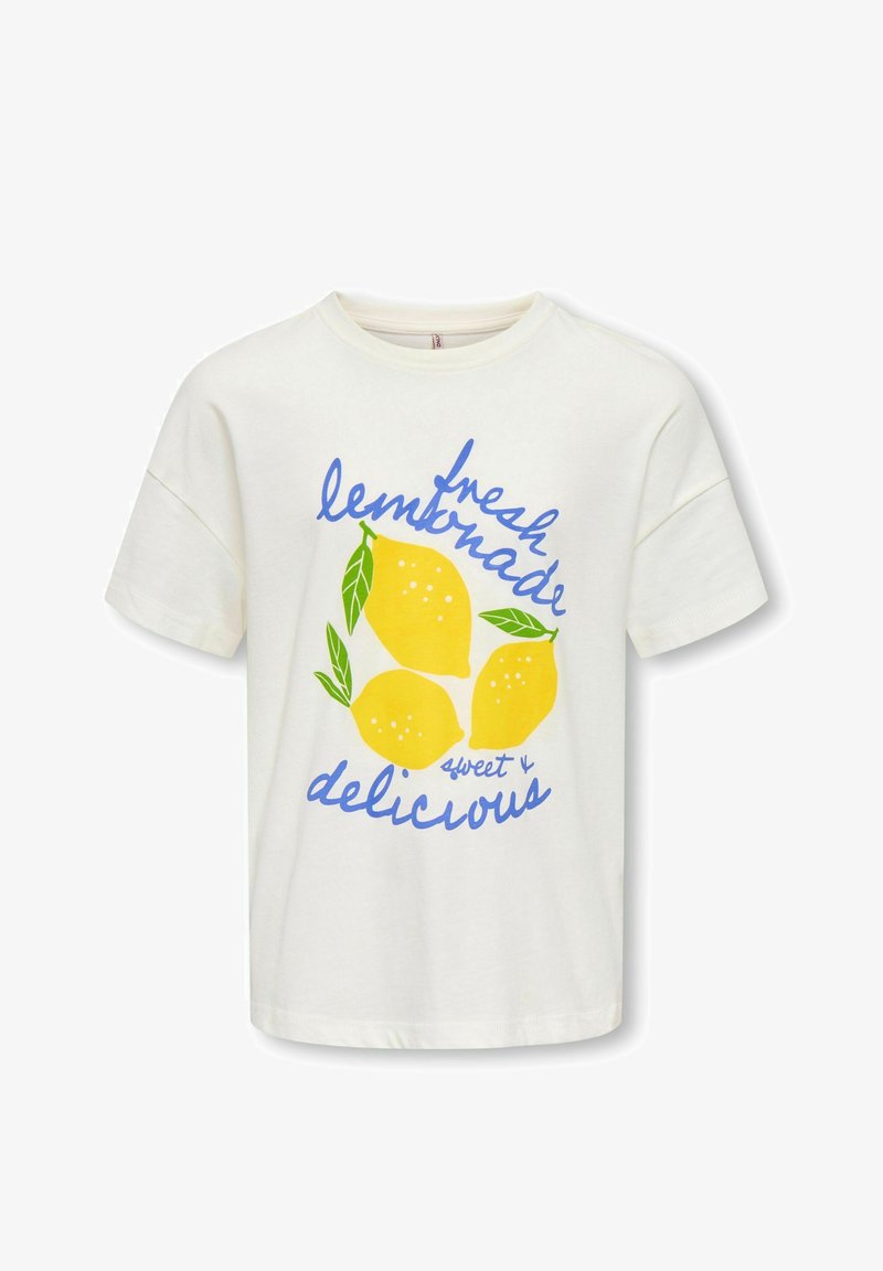T-shirt blanc à manches courtes avec trois citrons jaunes et des feuilles vertes, avec un texte bleu indiquant "citronnade fraîche douce délicieuse."