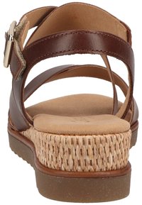 Gabor Sandaletter med kilklack - brown
