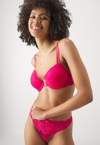 LASCANA VIVANCE PUSH-UP BH - Push-up podprsenka - pink