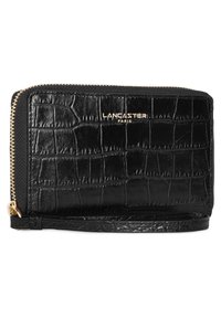 Portefeuille en cuir noir avec une texture de crocodile, fermeture éclair dorée et détail de logo. Comprend une lanière pour un transport facile.