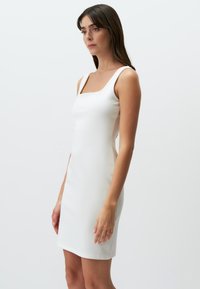Jimmy Key SQUARE NECK BASIC MINI WITH STRAPS - Freizeitkleid - white