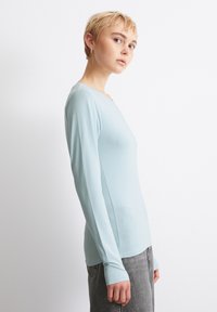 Marc O'Polo DENIM LOGO  - Tops ar garām piedurknēm - light blue