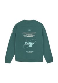Groene sweatshirt met ronde hals, voorzien van bedrukte tekst en graphics op de achterkant. Zacht materiaal, ribgebreide manchetten en zoom, onversierde voorkant.