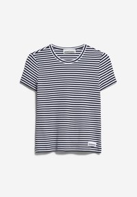 Marinblå och vit randig T-shirt med kort ärm och rund halsringning, samt en liten varumärkesflik i fållen. Mjuk, elastisk tyg.