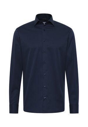 Marineblaue Langarmbluse mit glatter Textur, Knopfleiste und klassischem Kragen; verfügt über dunkle Knöpfe und einen halb taillierten Schnitt.