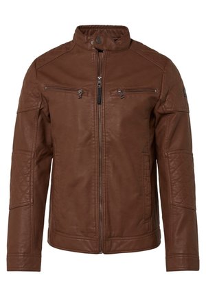 Braune Lederjacke mit Frontreißverschluss, zwei Reißverschlusstaschen auf der Brust, gesteppte Patches an den Ärmeln und einem Kragen mit Druckknöpfen.