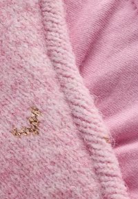 Next Čiapka - pink fairisle