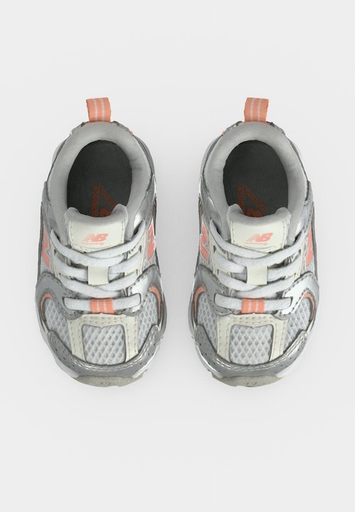 New Balance 530 UNISEX - Trainers - silver-coloured metallic/pink lemonade — foto 5