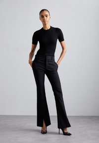 MICHAEL Michael Kors PARKER  - Klasické lodičky na opätku - black