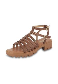 Sandalia de cuero marrón con correas anchas, hebillas ajustables y una suela gruesa con surcos texturizados. Diseño de punta abierta.
