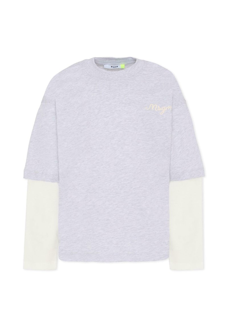 Maglietta a maniche lunghe di colore grigio chiaro con maniche interne bianche e piccolo logo beige "Msgm" sul lato sinistro del petto.