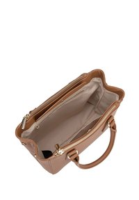 Borsa a tracolla in pelle marrone con hardware in tonalità oro, due scomparti con zip e una morbida fodera beige. Presenta doppi manici e un design strutturato.