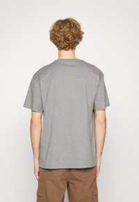 Carhartt WIP CHASE - Basic T-shirt - dark grey heather