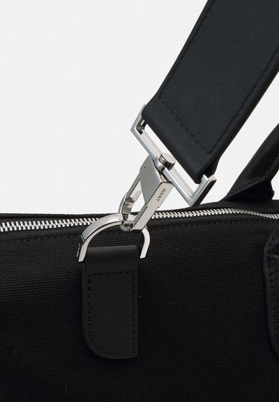 WANT Les Essentiels HARTSFIELD UNISEX - Maisiņveida soma - black