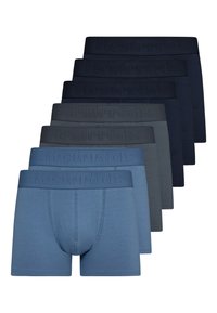 Sada sedmi boxerů v různých odstínech modré, šedé a černé. Měkká tkanina, elastický pás s embosovaným detailem názvu značky.