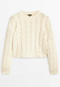 Pull en crème avec un motif en maille torsadée texturée, col rond, et poignets et ourlet côtelés, avec une coupe courte.