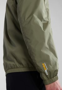 Thumbnail Image 7