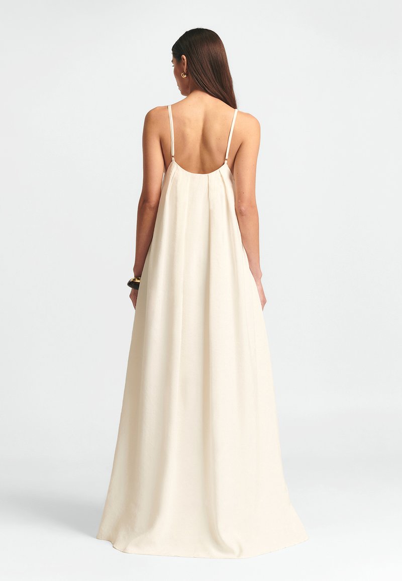 ST MRLO AVALON - Maxi dress - cream/white