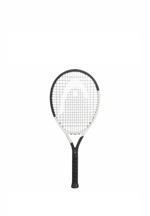 Raquette de tennis avec cadre noir et blanc et poignée noire, cordage serré, isolée sur fond blanc.