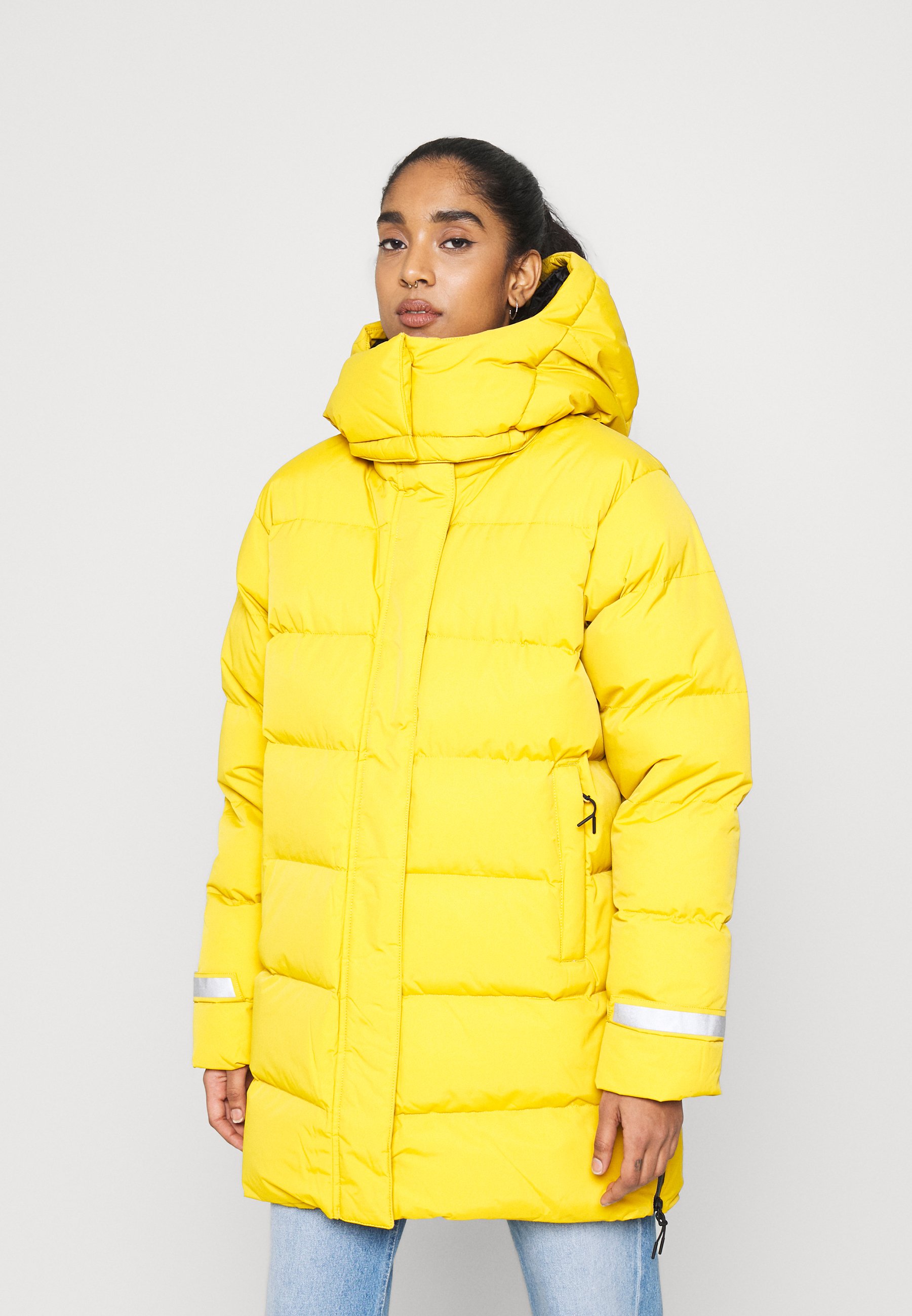 helly hansen ruby parka ski jacket ladies