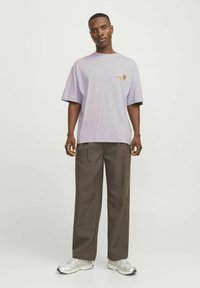 Jack & Jones Triko s potiskem - cosmic sky