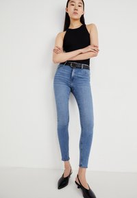 Gina Tricot MOLLY HIGH WAIST Jeans Skinny Fit midblue/blue