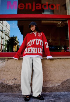 Bershka, OVERSIZE LONG SLEEVE PRINTED LOONEY TUNES - POLO SHIRT - Polo - red