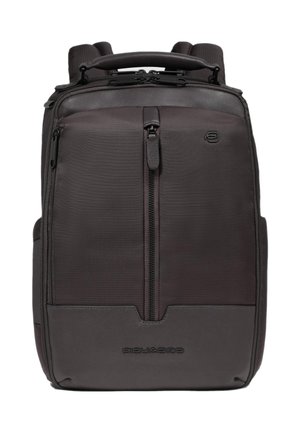 Tagesrucksack - dark brown