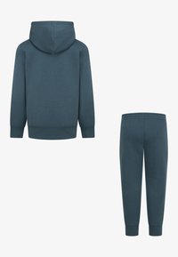 Jordan UNISEX SET - Melegítőfelső - oxidized green