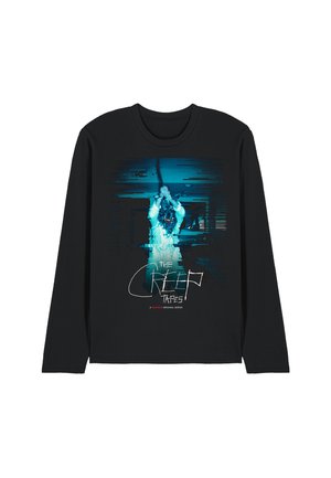 Schwarzes Langarmshirt mit einer verzerrten, blau getönten Figur, die eine Axt hält, und dem Text "The Creep Tapes" darunter.