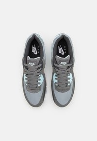 Nike Sportswear AIR MAX 90 - Sapatilhas - light pumice/photon dust/smoke grey/anthracite/glacier blue/black