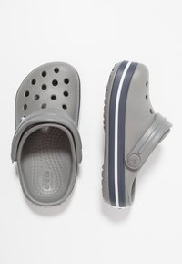 Non sélectionné, smoke/navy