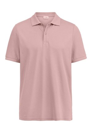 Herenpolo met korte mouwen in stoffige roze kleur, voorzien van een placket met twee knopen en een geribde kraag, afgebeeld tegen een witte achtergrond.