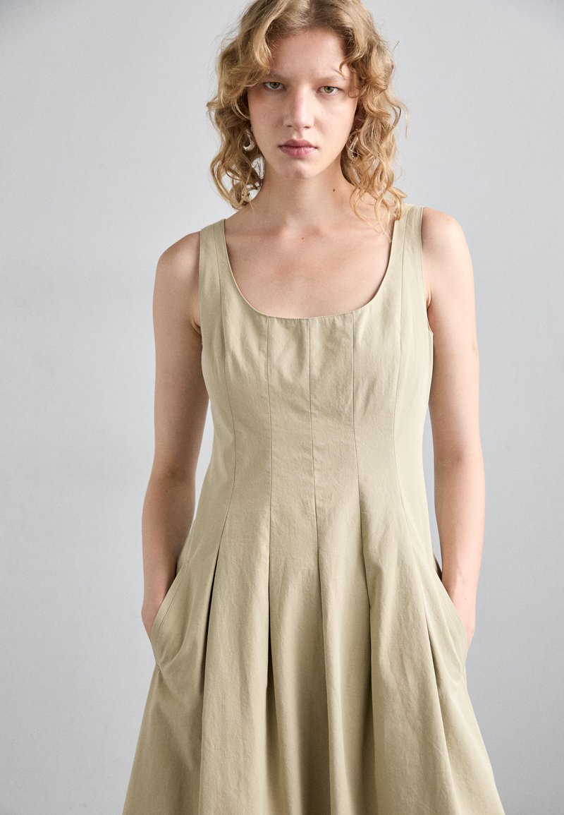 princess polly baby blue dress Wool mid-length dress Proenza Schouler Beige size M International in Wool main image 1