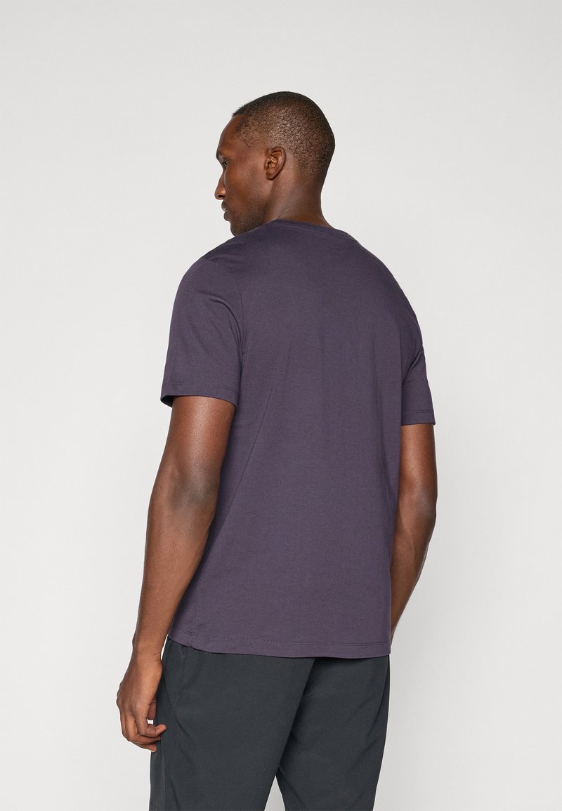 Nike Golf TEE GOLF - Triko s potiskem - cave purple