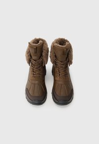 UGG ADIRONDACK - Vinterstøvler - dark toffee