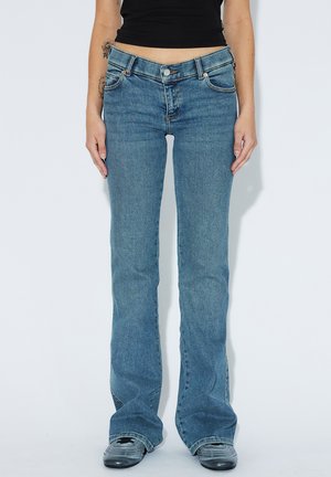 KILY - Jeans Bootcut - cape mid used vintage
