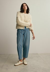 Next STATEMENT FLUFFY BUTTON UP - REGULAR FIT - Cardigan - white ecru
