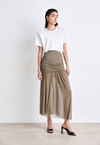 Gestuz MESSI LONG SKIRT - Maxi szoknya - stone gray