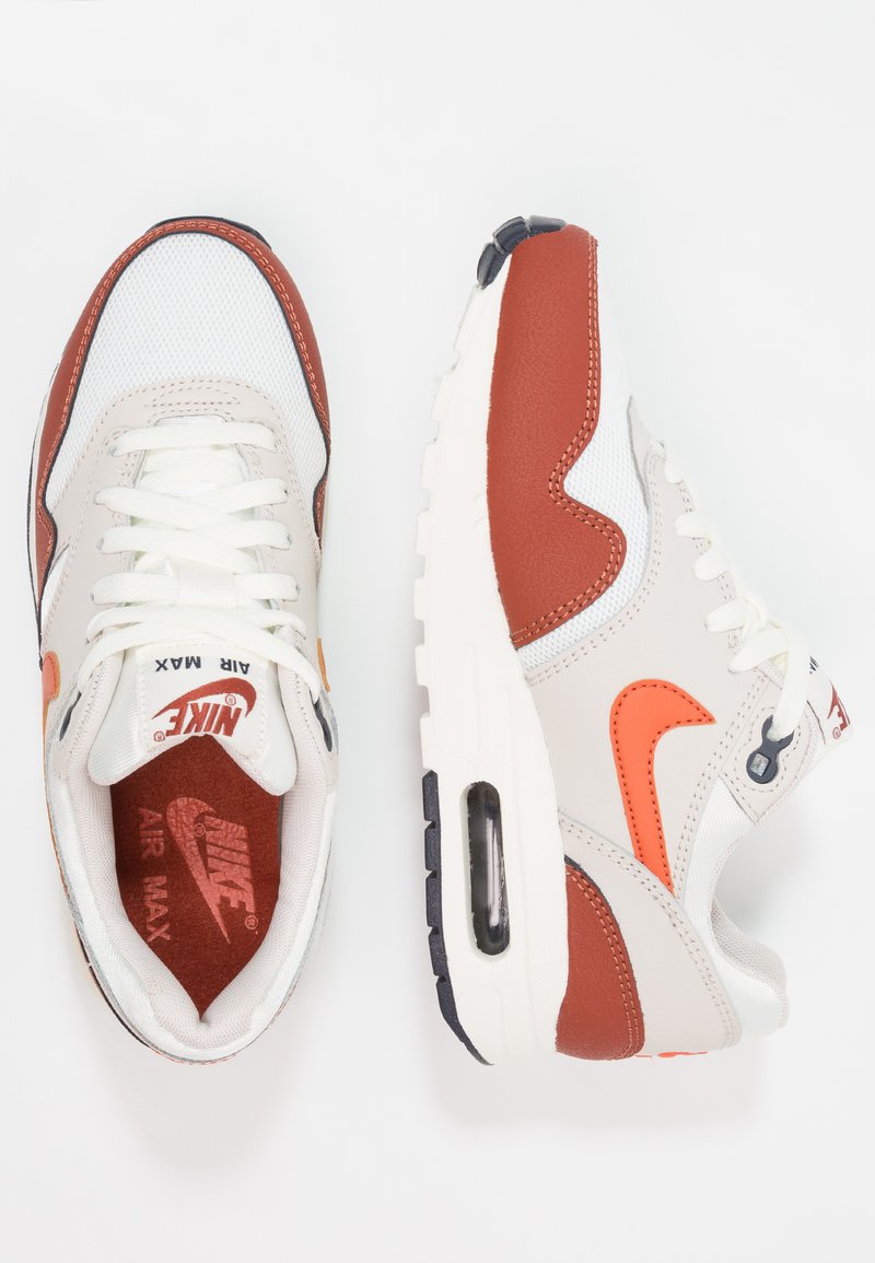 Nike Sportswear - AIR MAX 1 UNISEX - Matalavartiset tennarit - sail/vintage coral/mars stone, Suurenna