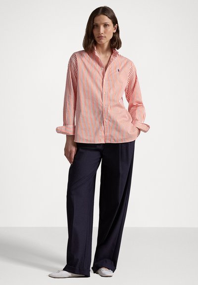 Polo Ralph Lauren RELAXED FIT STRIPED COTTON SHIRT - Bluza z gumbi - white/spring melon