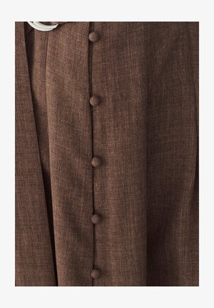 WILLA, ELIZA MIDI DRESS - Abito a camicia - chocolate